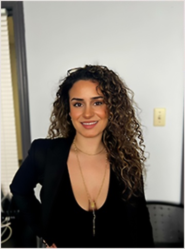  Jessica Gomes (CEO)